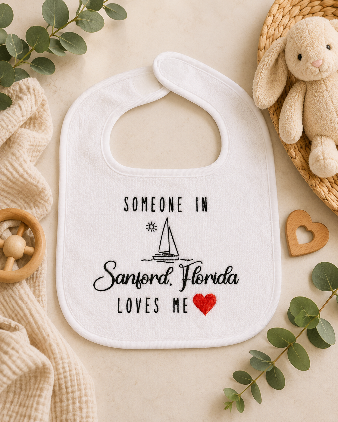 Someone in Sanford, FL Loves Me Bib
