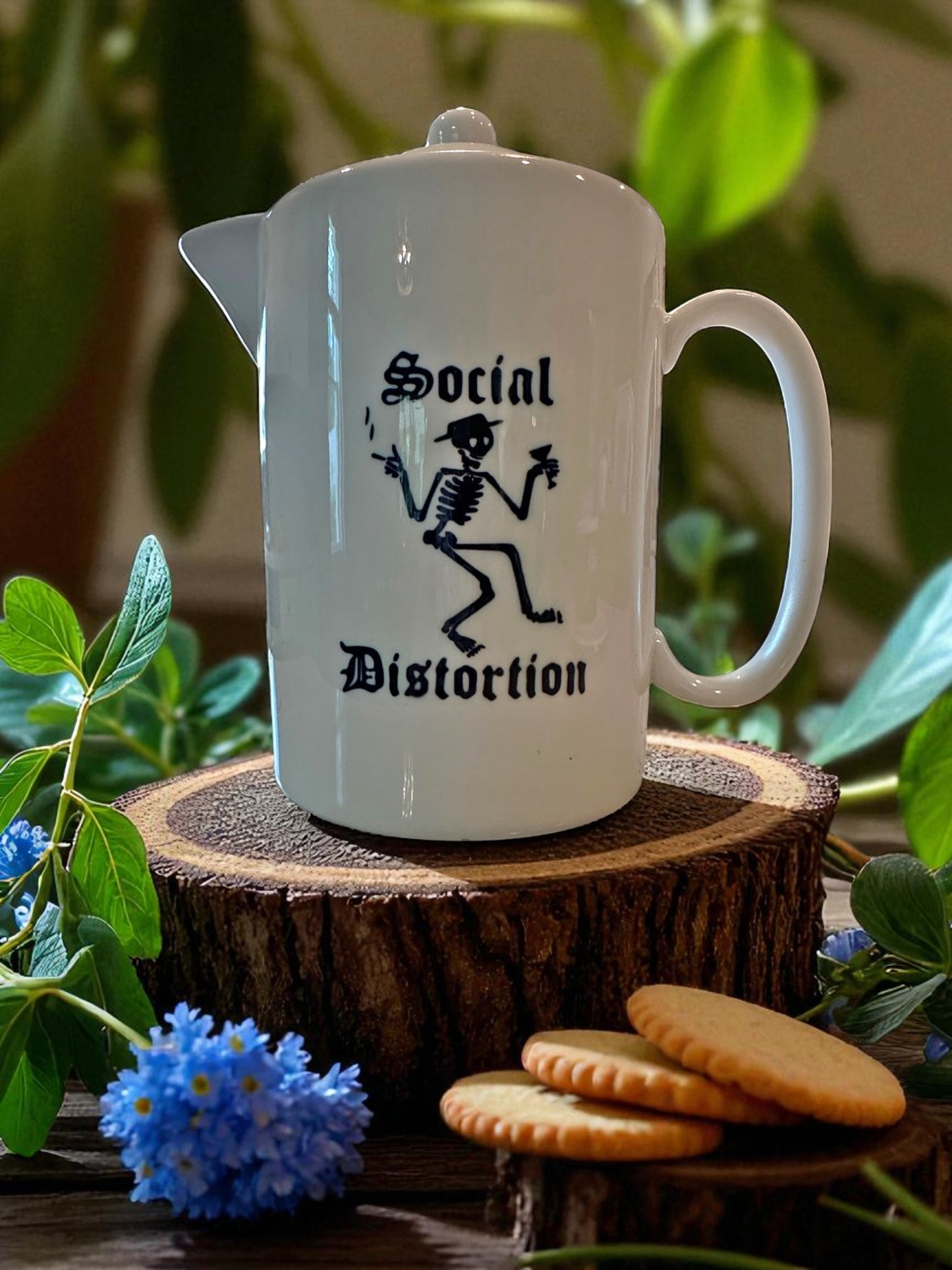 Rock Band Tea Set - Includes Two Matching Tea Cups